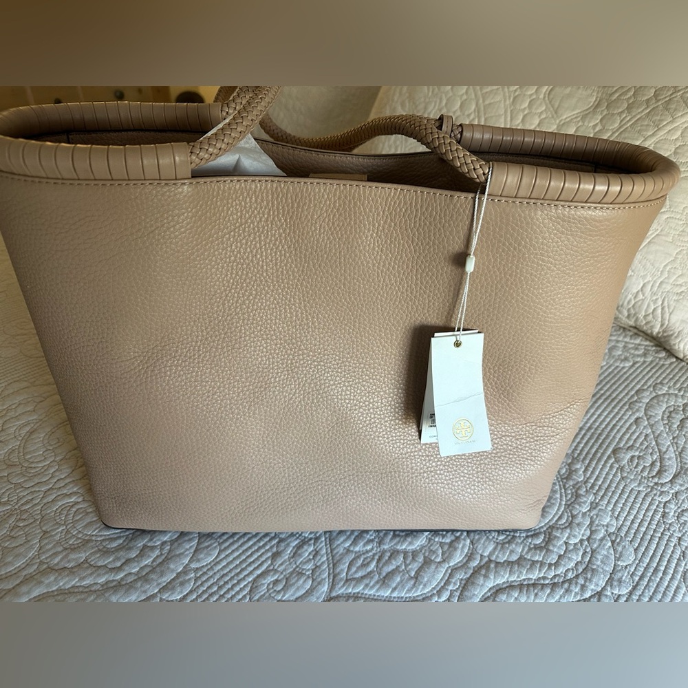 Brand new with tags Tory Burch tote handbag. - Picture 2 of 4